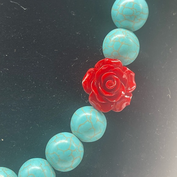 Dyed Turquoise Howlite & Rose Necklace - Picture 2 of 5